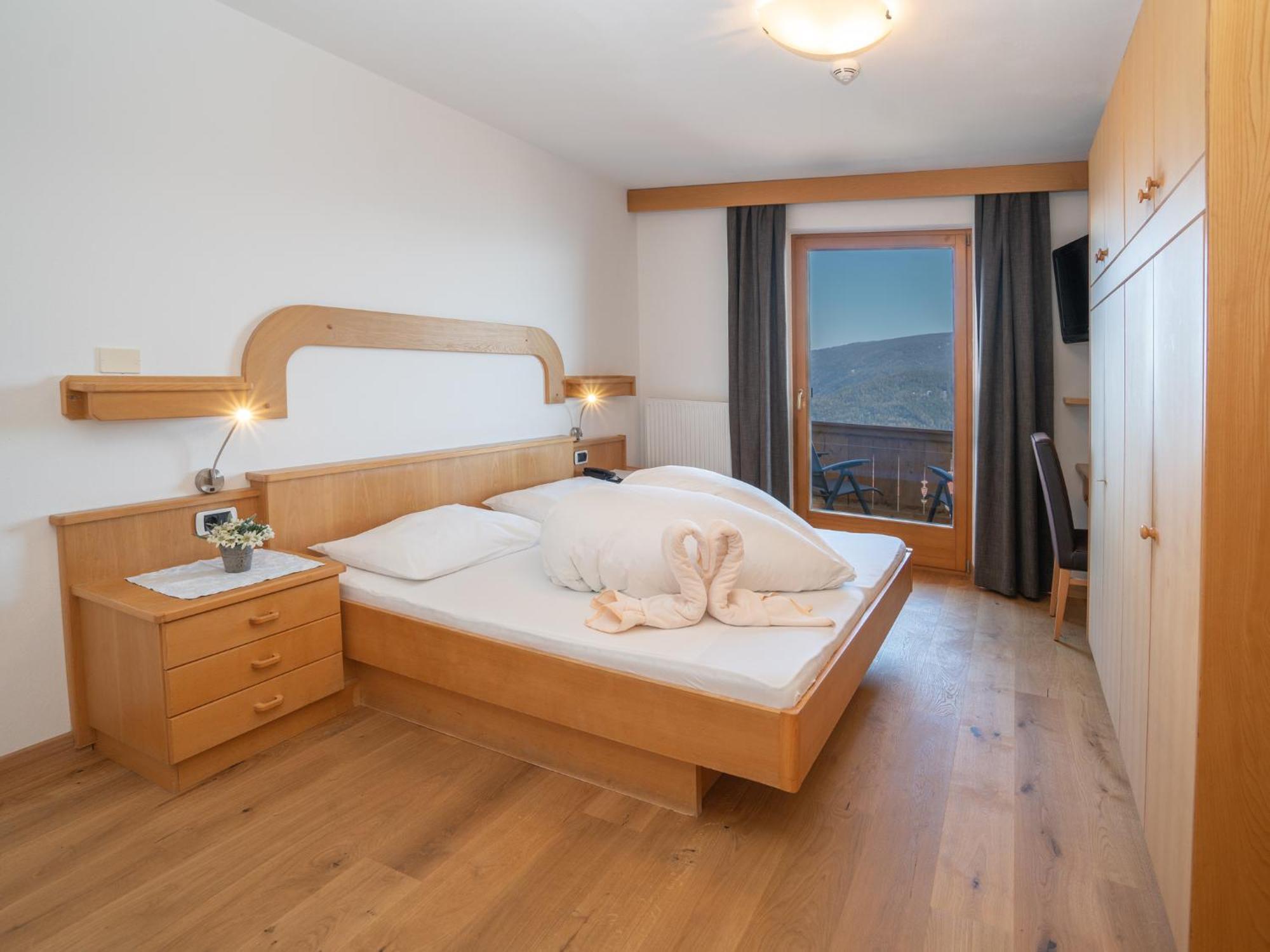 Hotel Purvita By Oberlechner Maranza Bagian luar foto